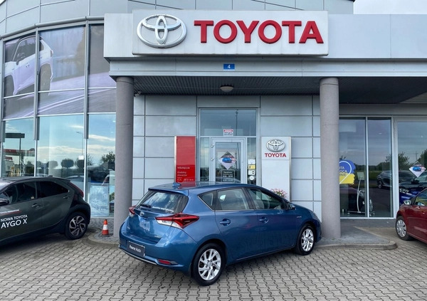 Toyota Auris cena 59900 przebieg: 206960, rok produkcji 2017 z Żarów małe 254
